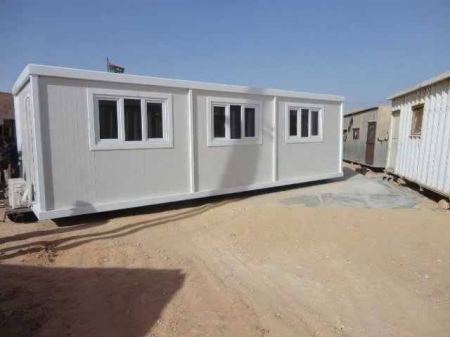 تركيب ساندوتش بانل لبناء الملاحق والغرف في شمال جدة:ثورة البناء الحديث لالواح سندويش بنل